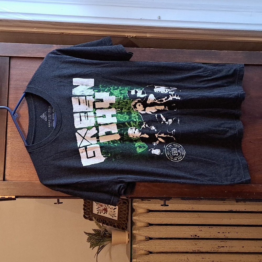 Rock and Roll Hall of Fame Museum Official Licensed Apparel Men's Med green day